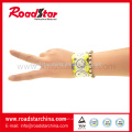 Impresos especiales reflectantes bofetada wrap pulsera